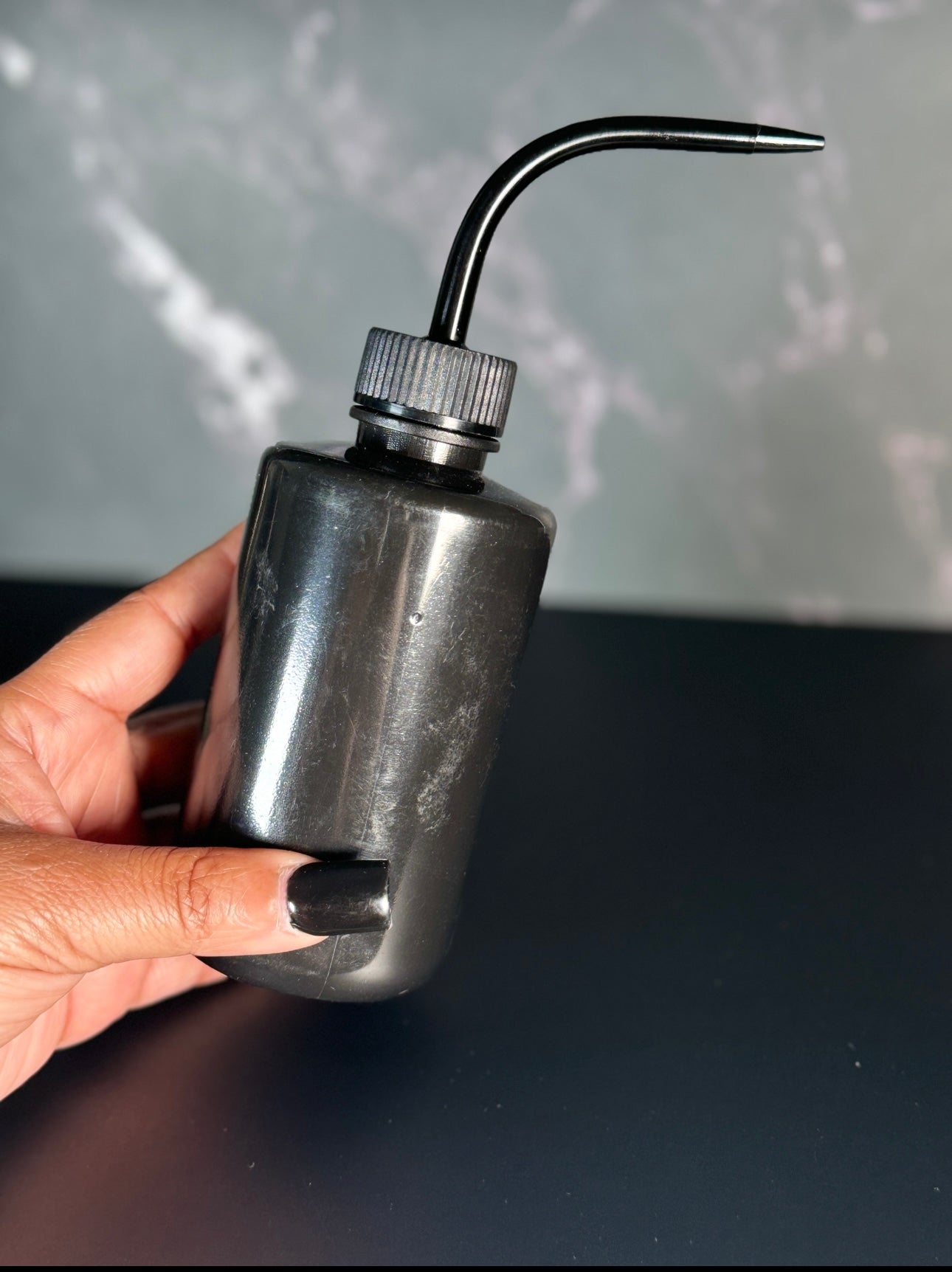 SQUEEZE BOTTLE